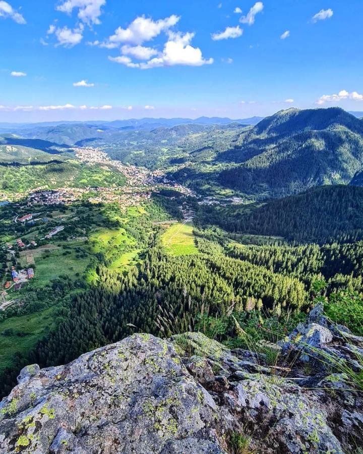 "Моето Любимо Място", Смолянски Езера - "My Favorite Place", Smolyan Lakes Kültér fotó